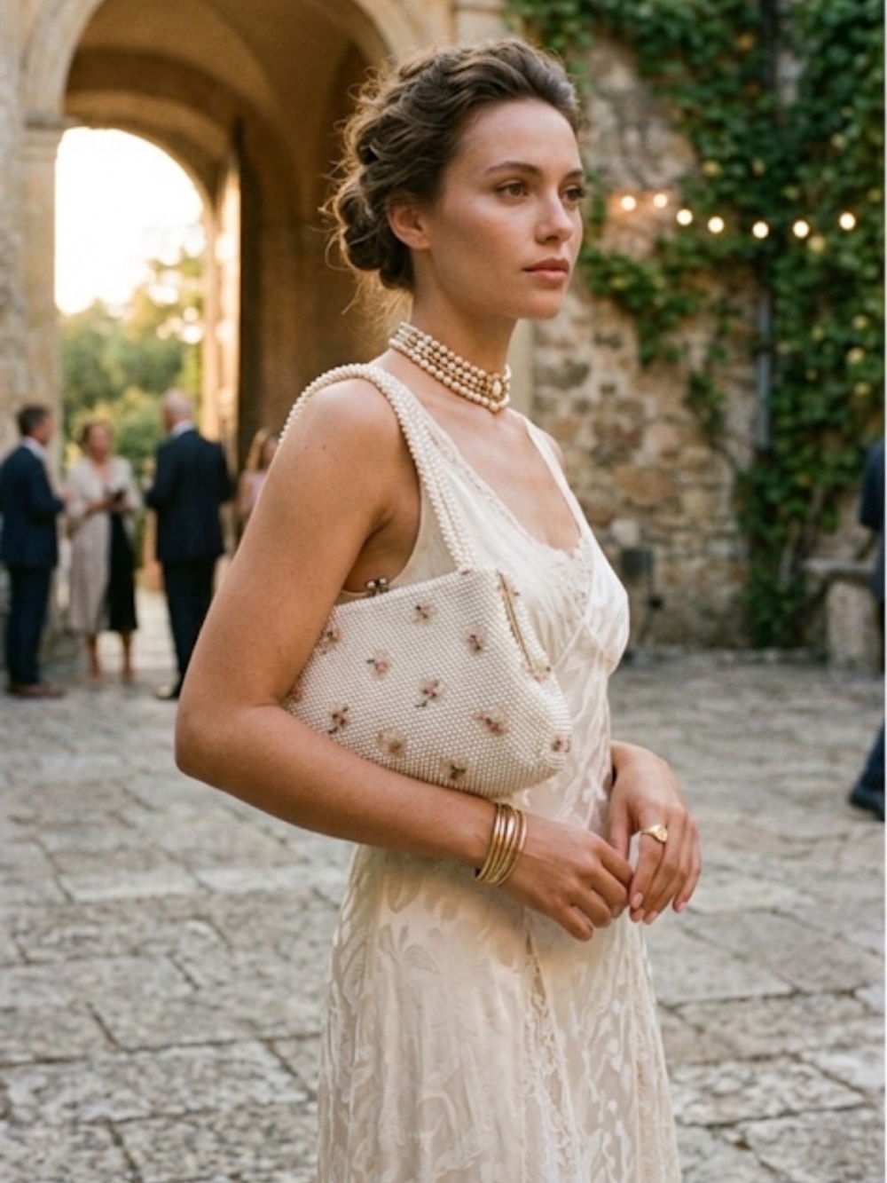 Vintage 1950s Corde Bead Lumured Ivory Floral Clutch